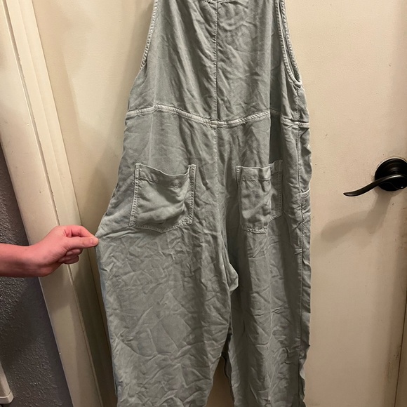 RVCA Light Gray Women's Jumpsuit - Picture 2 of 4